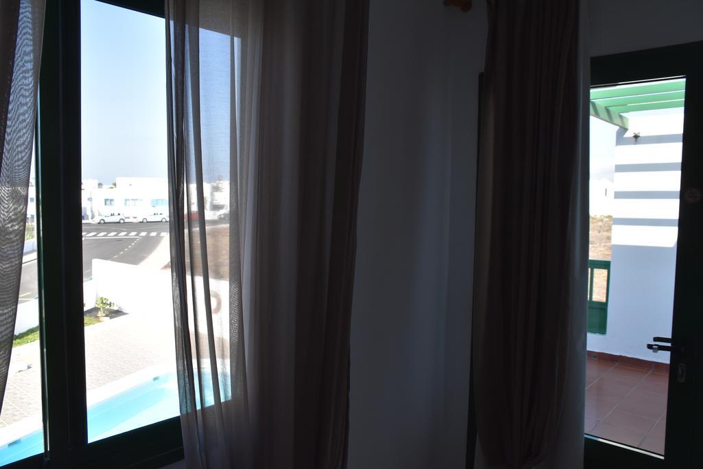 Alhambra Apartamentos Tías Kültér fotó
