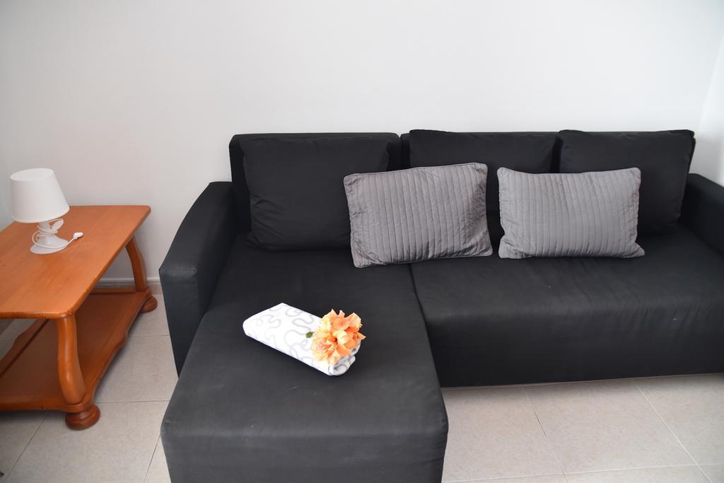 Alhambra Apartamentos Tías Kültér fotó